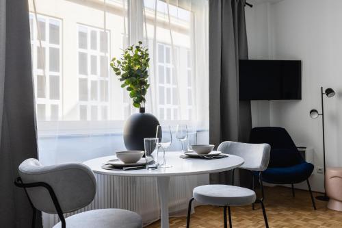 Bright apartment in center with a modern design