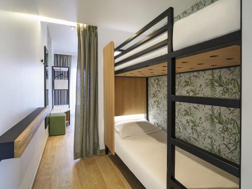 Mercure Avignon TGV Hotel & Spa photo 44
