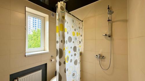 Ванна кімната в Bloom Hotel