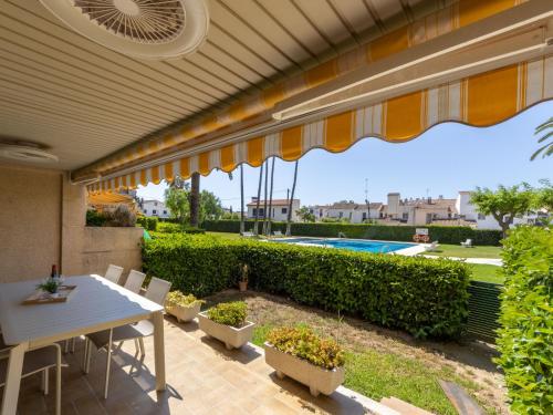Apartment Bahia Dorada by Interhome