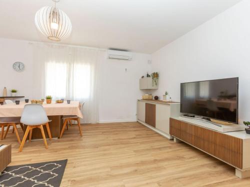 Holiday Home Antem by Interhome