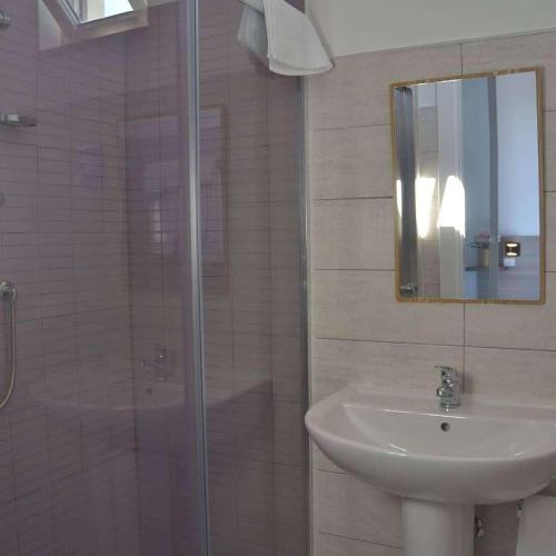 ห้องน้ำของ Villa Uria monolocali con e senza angolo cottura
