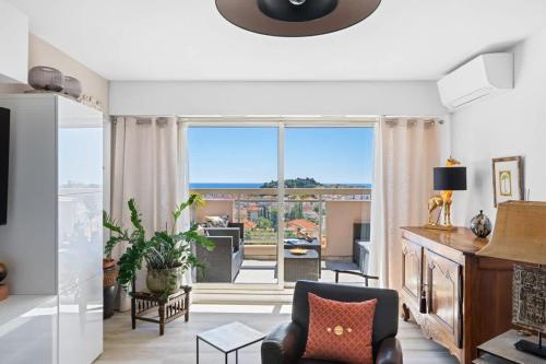 Superbe 2p terrasse vue mer quartier Cimiez