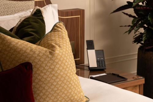 The Athenaeum Hotel & Residences photo 72