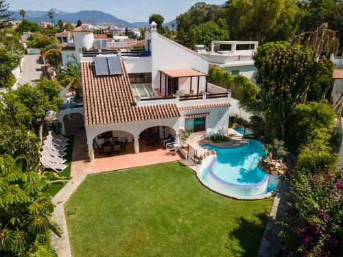 Villa by the beach 5 bedrooms photo 5