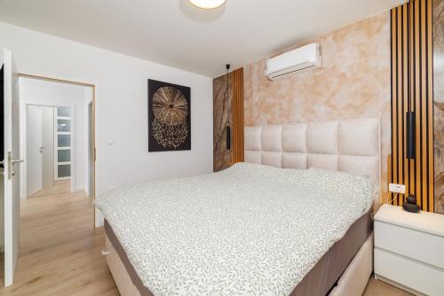 Prima Apartment