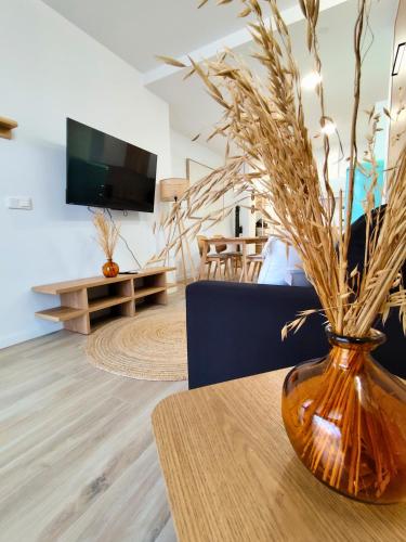Travel Habitat Orriols - Torrefiel Apartment