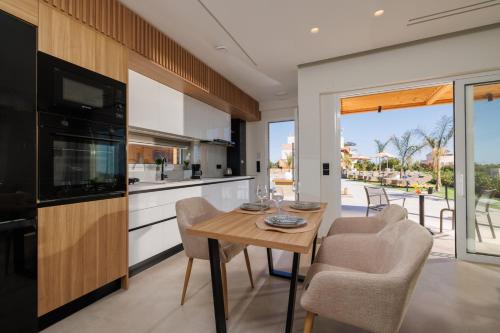 Dista Luxury Stay