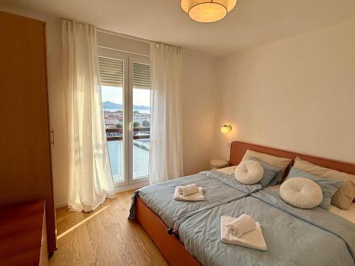 Bonaca Sea & Old Town View Apartment