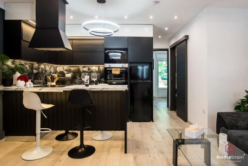 Anastasias Premium Suite by Homebrain