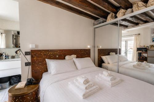 Haussmannian Flat - Saint-Germain & Invalides