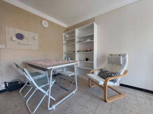 Chez Céline - Walk to Palais, Garage, AC and Fast WiFi