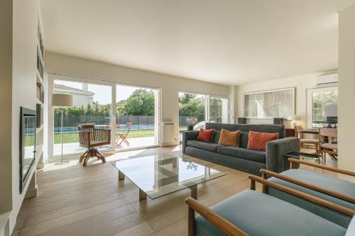Golf Escape Villa by Cadenzalux