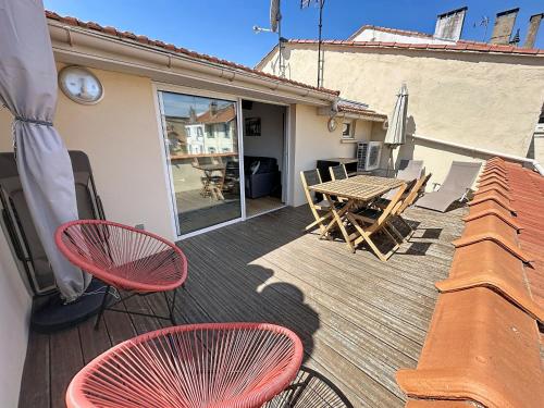 Rooftop terrasse 1 bedroom in rue d'Antibes, 5 min from the Croisette 214