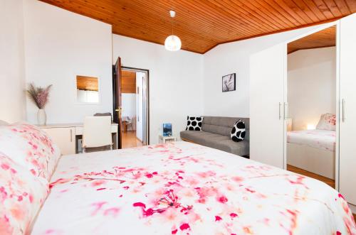 Alida Apartments & Room near the Sea