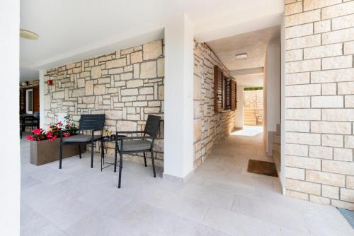 Alida Apartments & Room near the Sea