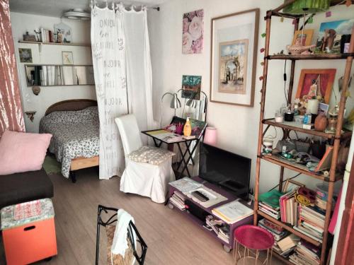 Joli studio avec jardinet