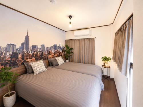 LEON RESORT HOTEL Max14people Shinosaka 1min Higashimikuni 4min Umeda 7min Nanba Shinsaibashi 14min USJ Great location Private House 最大14名 新大阪 新幹線 東三国 梅田 心斎橋 難波 立地最高 大阪観光