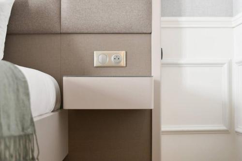 Elegant Studio near Champs Elysees and Madeleine