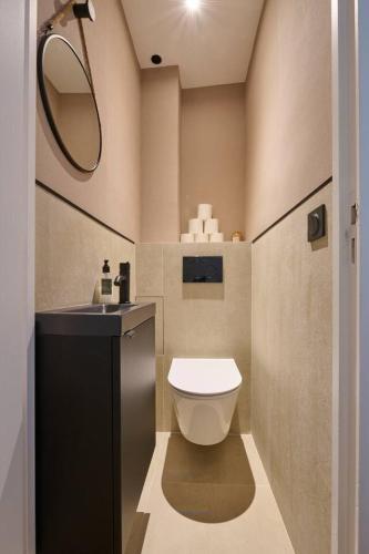 Chic Cozy 1BR Near Eiffel Tower Netflix and WiFi
