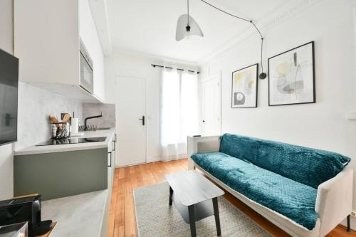 Cozy 1BR by Eiffel Tower and Seine Comfort Charm