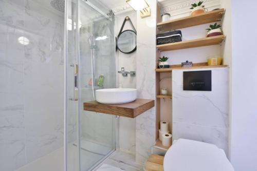 Charming Studio Pantheon Sorbonne Latin Quarter