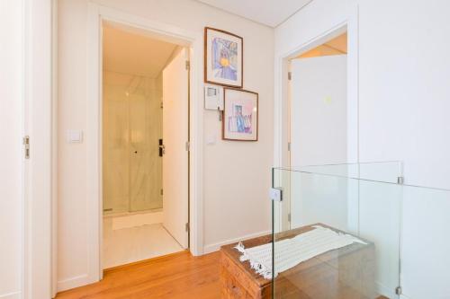 Twin Room in Shared House in Belém