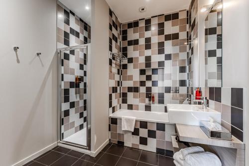 Les Suites Vallier