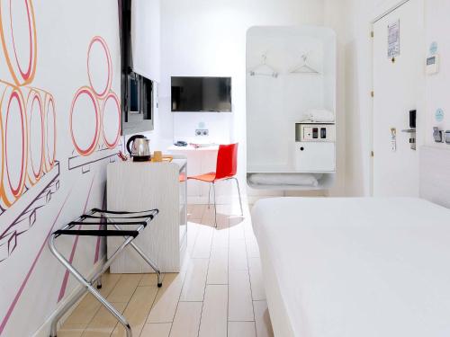Ibis Styles Madrid Prado photo 60