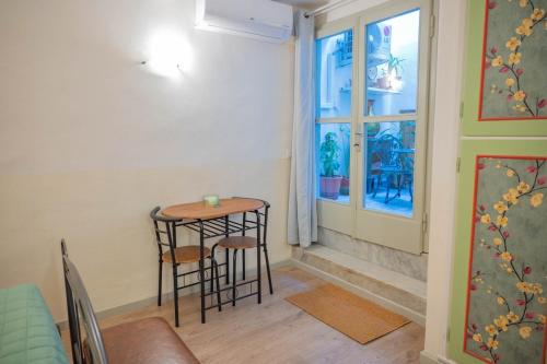Apartment with Private Courtyard - Santa Croce