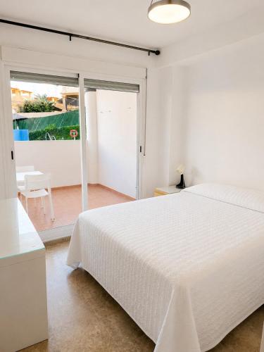 Apartamento con Piscina, Parking Cerca de la Playa