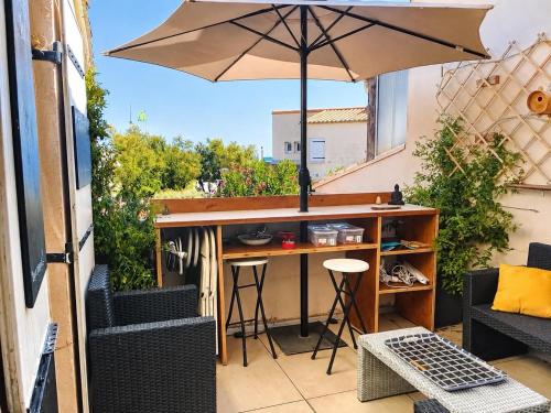 Grand appartement avec terrasse à 50m de la plage