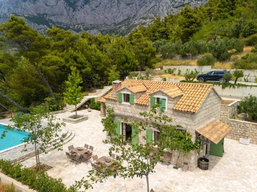 Holiday Home Makar - Sea & Mountain Private Escape with Pool