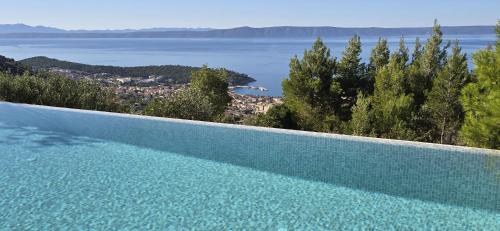 Holiday Home Makar - Sea & Mountain Private Escape with Pool