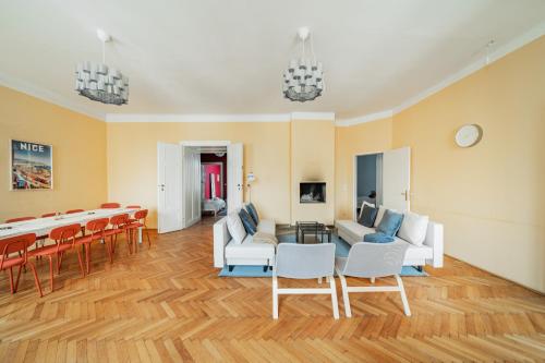 The Vienna Central Stay