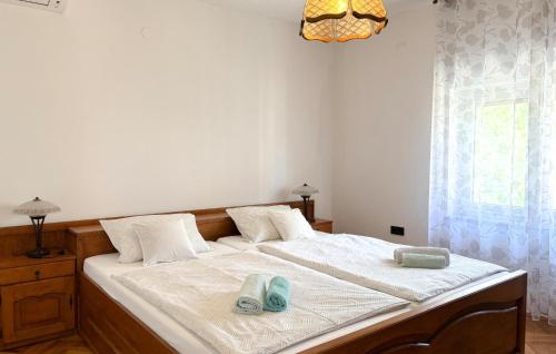 Awesome Apartment In Medulin With Wifi