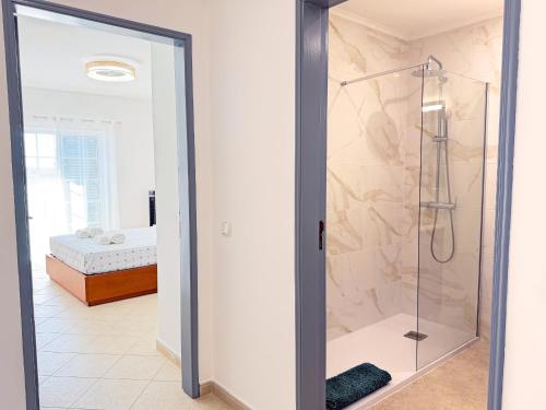 Faro City & Airport Comfy Condo by BeCherish