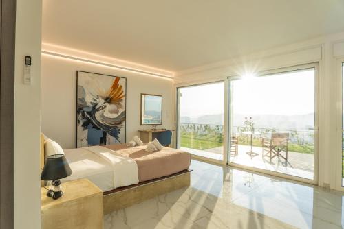 Private Suite with Panoramic Athens View