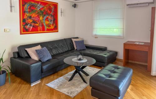 Awesome Apartment In Rijeka With House Sea View