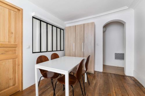 Appartement Paris 6eme Proche Metro Confortable