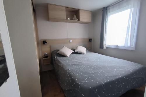 Mobilhome 3 chambres avec terrasse et magnifique jardin