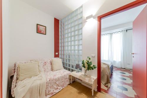 Characteristic one bedroom Apartment Columns of San Lorenzo