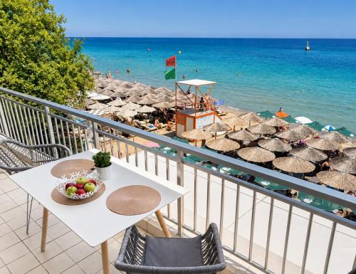 Nostos Seaside