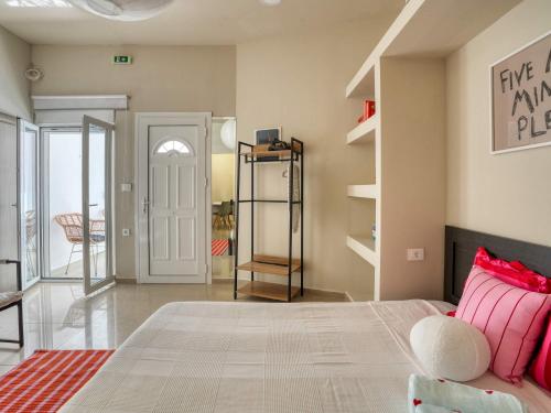Easy Stay too - Steps From Kefalos Village Square