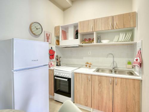 Easy Stay too - Steps From Kefalos Village Square
