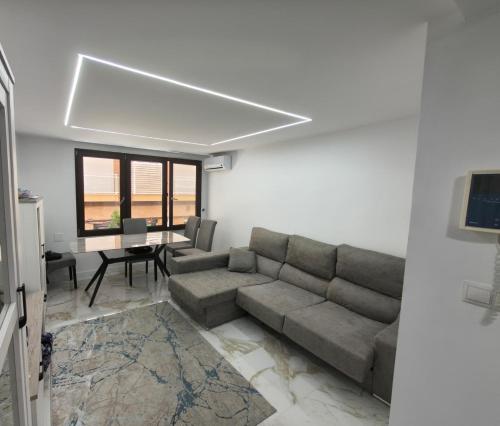 Alicante Modern Urban Apartment - Downtown & Cozy #2