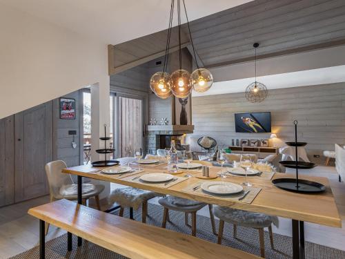 Appartement lumineux pour 6 pers à Méribel avec cheminée - FR-1-565-23