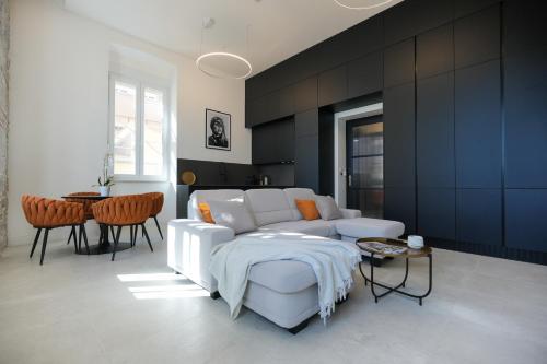 MIVIMAK Apartment - Sea & City View