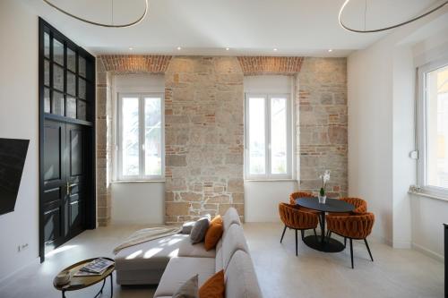 MIVIMAK Apartment - Sea & City View