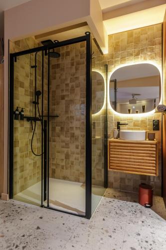 Love Room Strasbourg, Suite Ibiza, Balnéo & Sauna